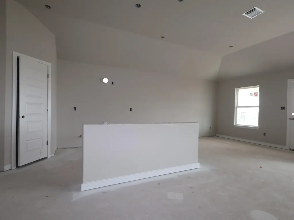 12500 Setting Peak Lane Buda TX 78610