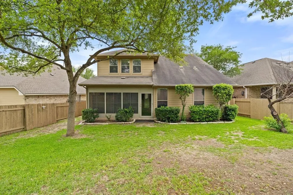 10800 Desert Willow Loop Austin TX 78748