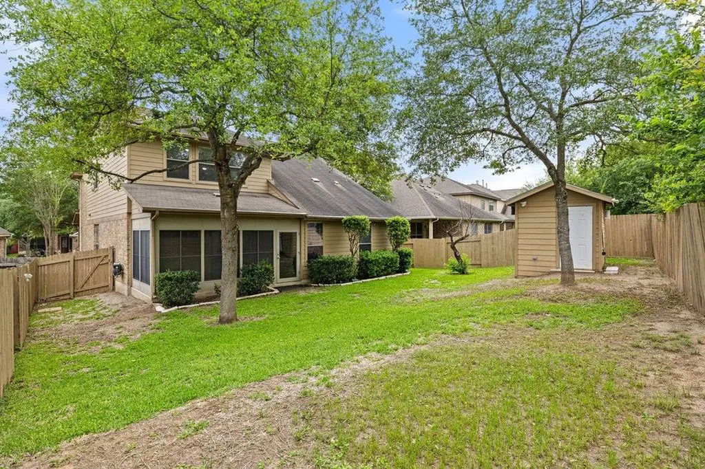10800 Desert Willow Loop Austin TX 78748