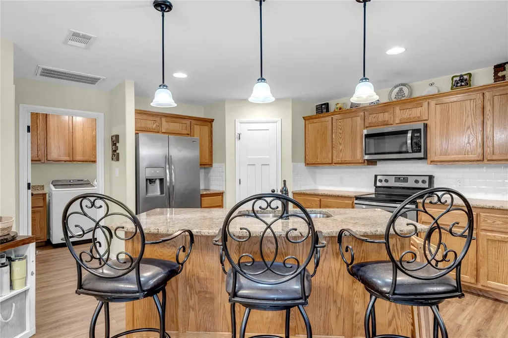 1106 Limestone Drive Lampasas TX 76550