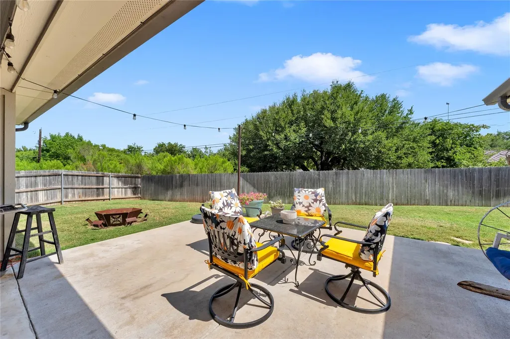 1106 Limestone Drive Lampasas TX 76550
