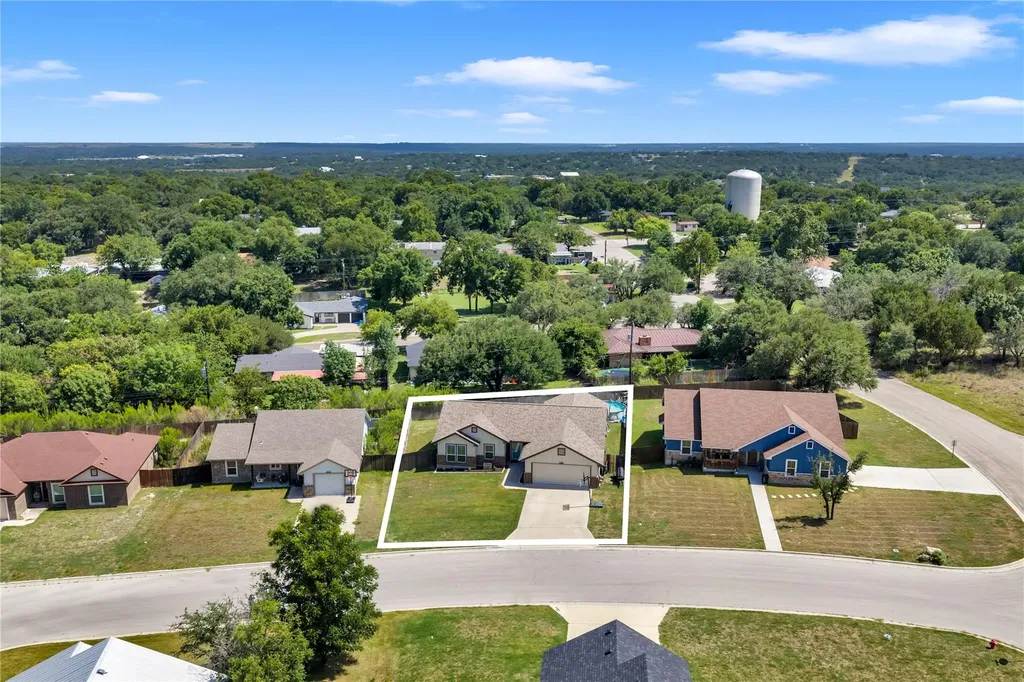 1106 Limestone Drive Lampasas TX 76550