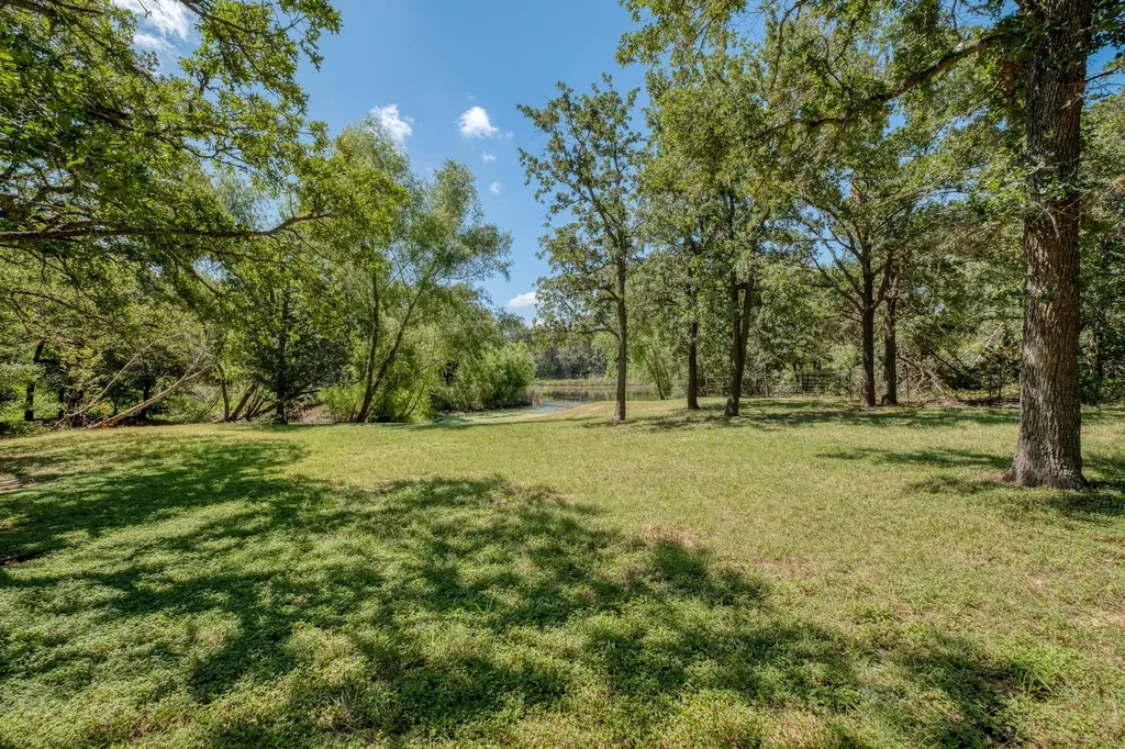 229 Green Mountain Drive Cedar Creek TX 78612