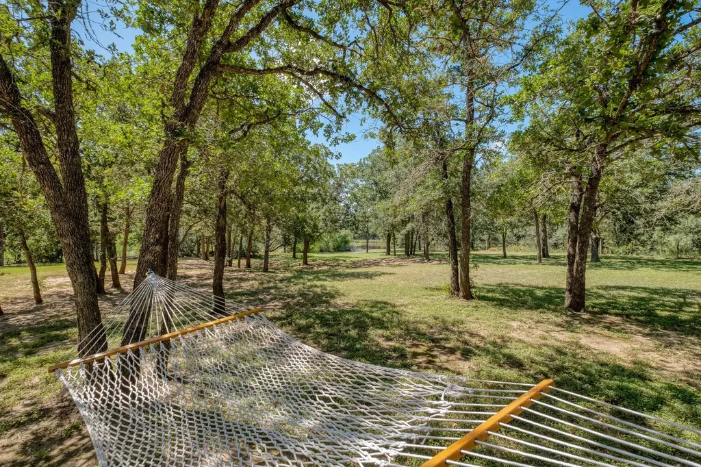 229 Green Mountain Drive Cedar Creek TX 78612