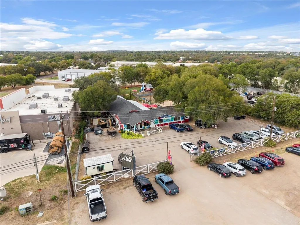 2408 Vintage Stave Road Austin TX 78748