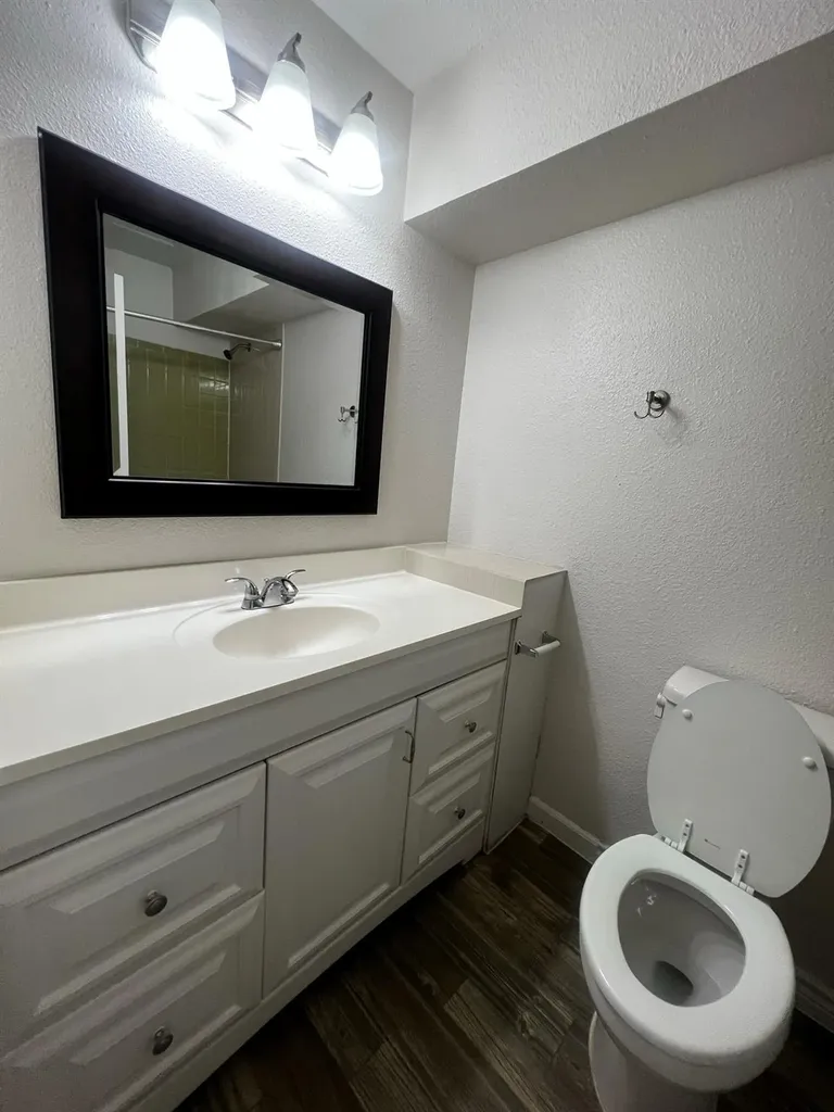 1037 E 44th Street Austin TX 78751