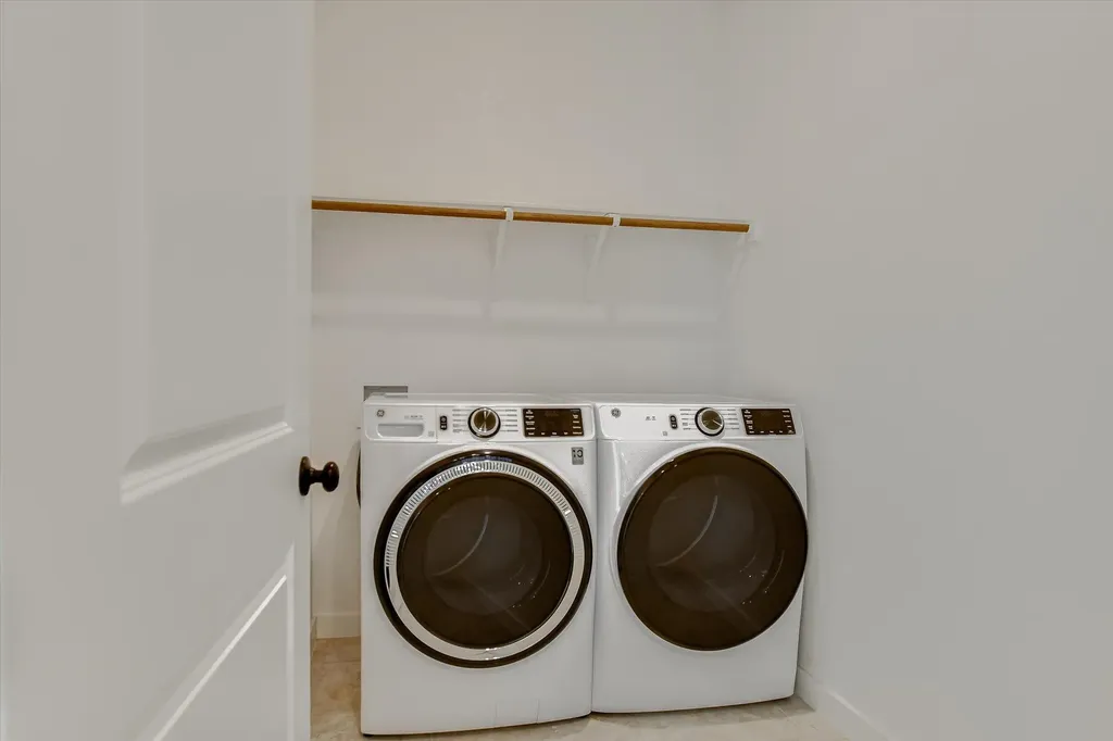 972 Leaning Oak Lane Georgetown TX 78628
