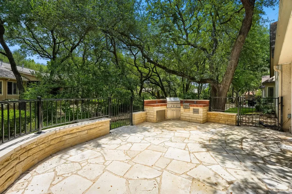 156 Great Frontier Drive Georgetown TX 78633