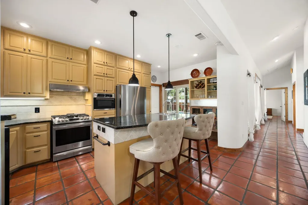 301 Riverview Drive Georgetown TX 78628