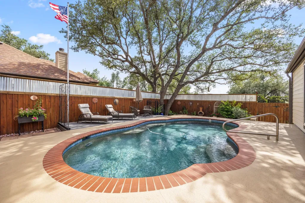 301 Riverview Drive Georgetown TX 78628