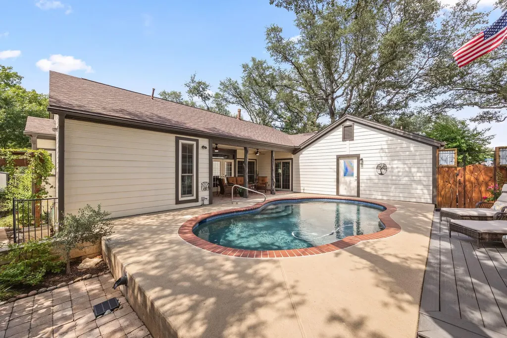 301 Riverview Drive Georgetown TX 78628