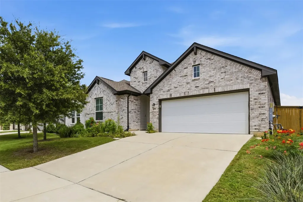 461 Coyote Creek Way Kyle TX 78640