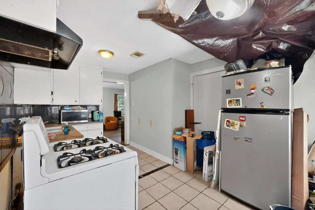 1302 1/2 Walnut Avenue E Austin TX 78702