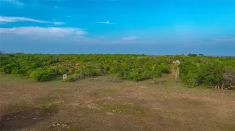 Tbd County Road 404 Floresville TX 78114