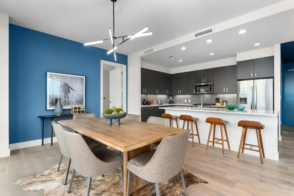 222 West Avenue Austin TX 78701