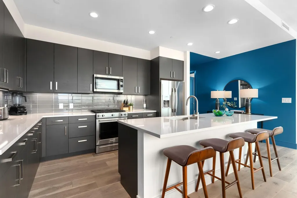 222 West Avenue Austin TX 78701