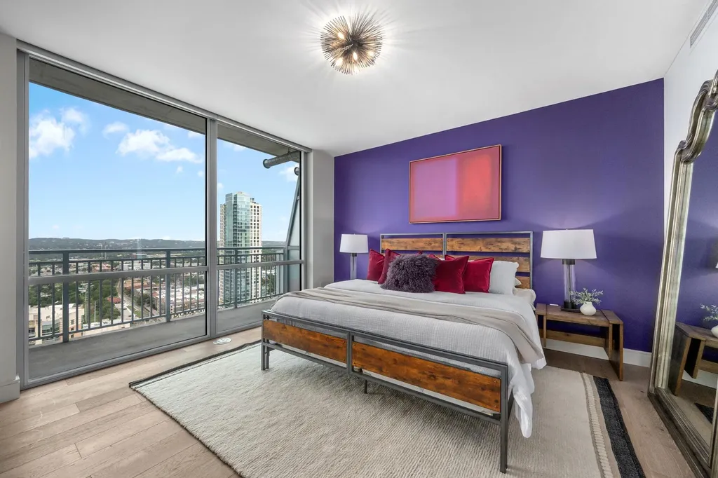 222 West Avenue Austin TX 78701