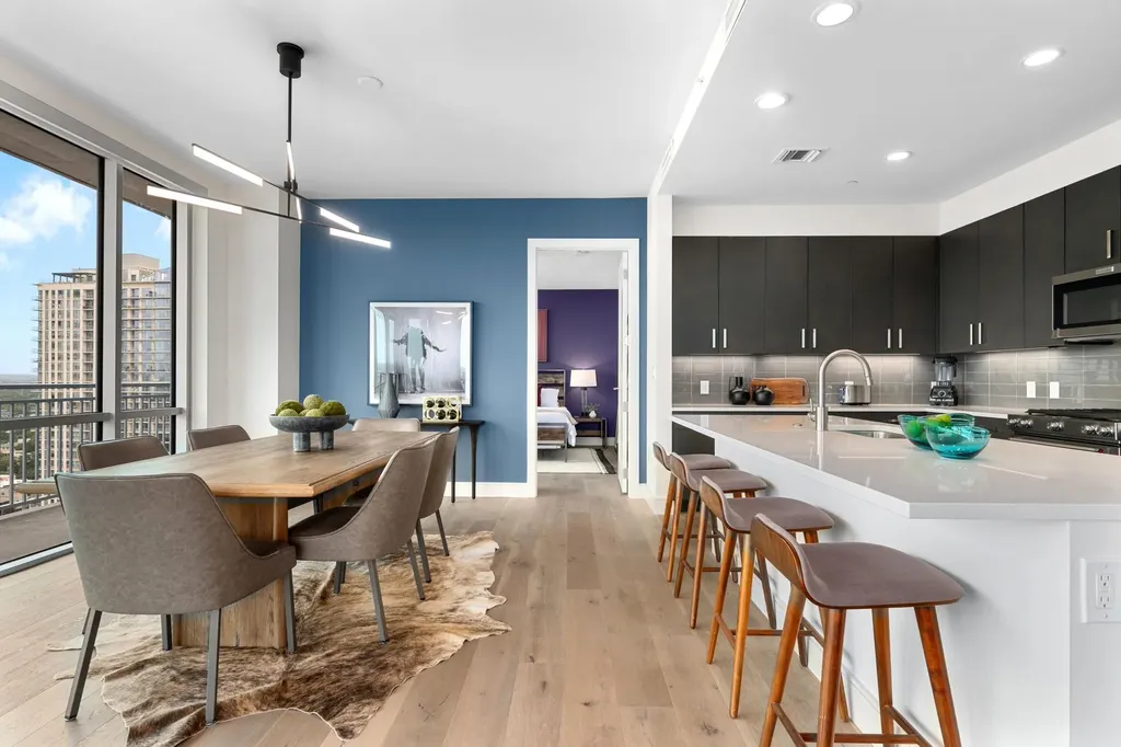 222 West Avenue Austin TX 78701