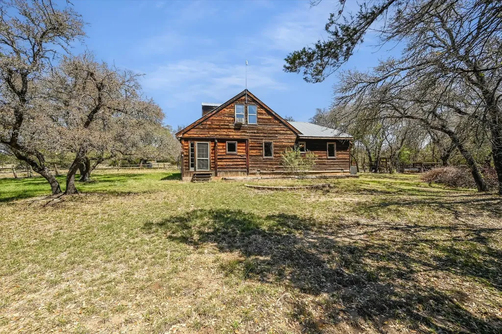22419 Hazy Hollow Cove Spicewood TX 78669