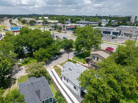 2945 Moss Street Austin TX 78722