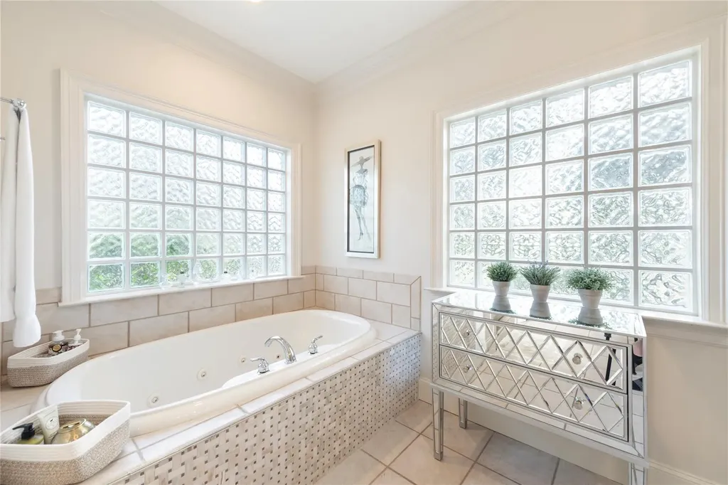 14415 Echo Bluff Austin TX 78737