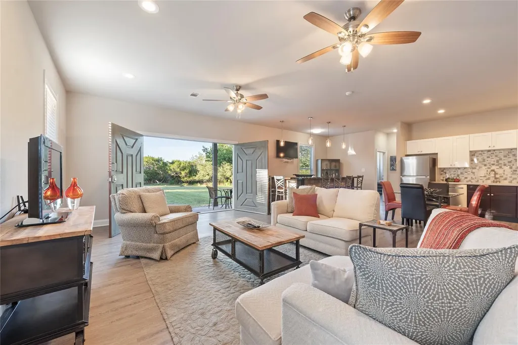 14415 Echo Bluff Austin TX 78737