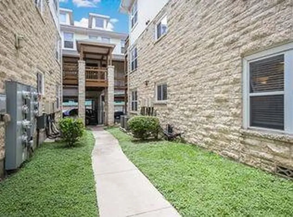 3009 Speedway Austin TX 78705