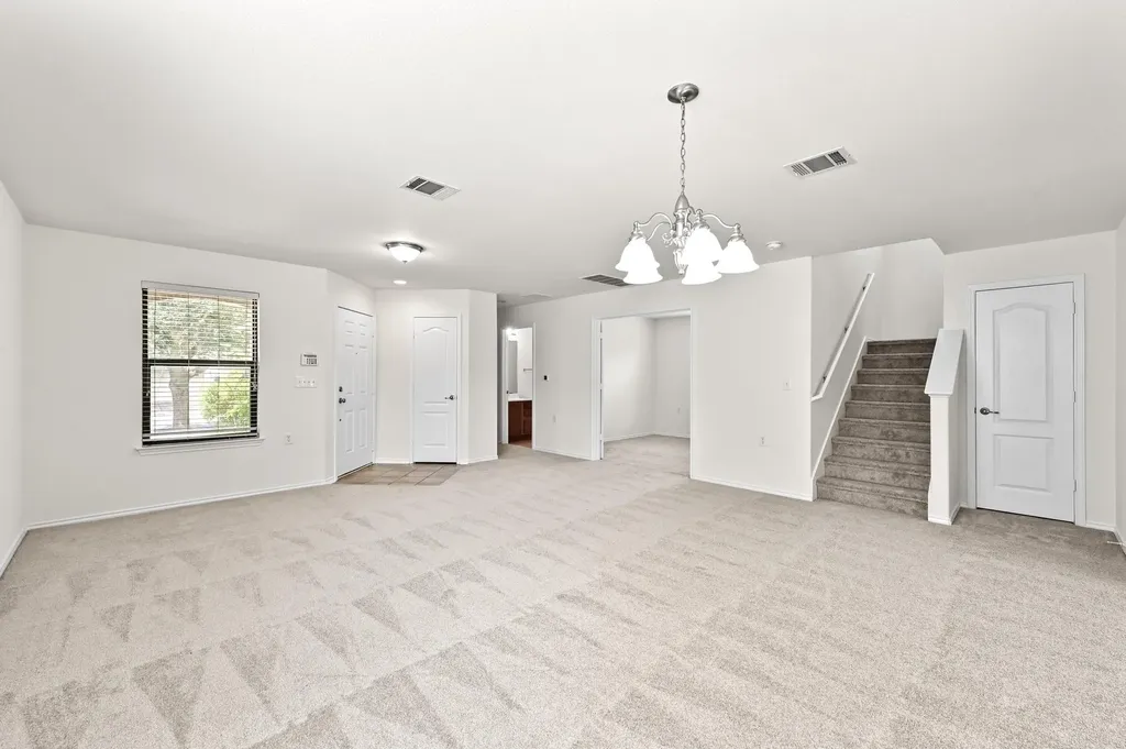 6913 Derby Downs Drive Austin TX 78747