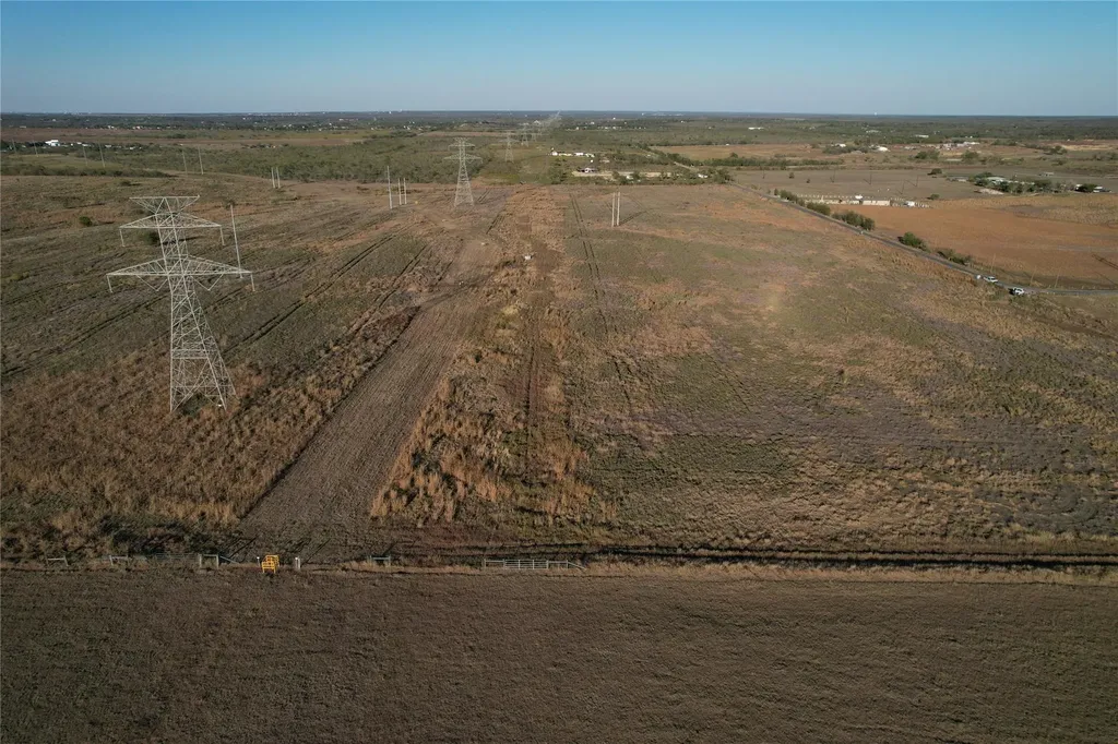 696 Williamson Road Lockhart TX 78644