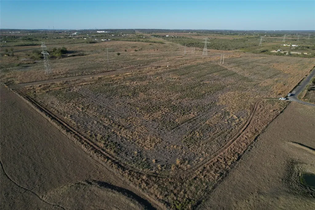 696 Williamson Road Lockhart TX 78644