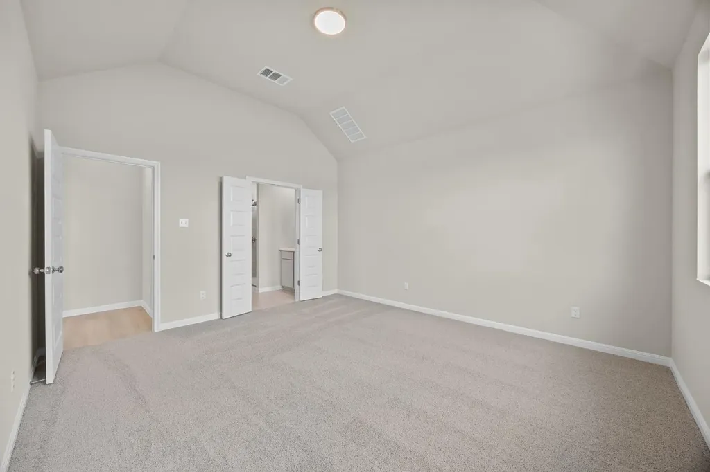 206 Hornet Street Elgin TX 78621