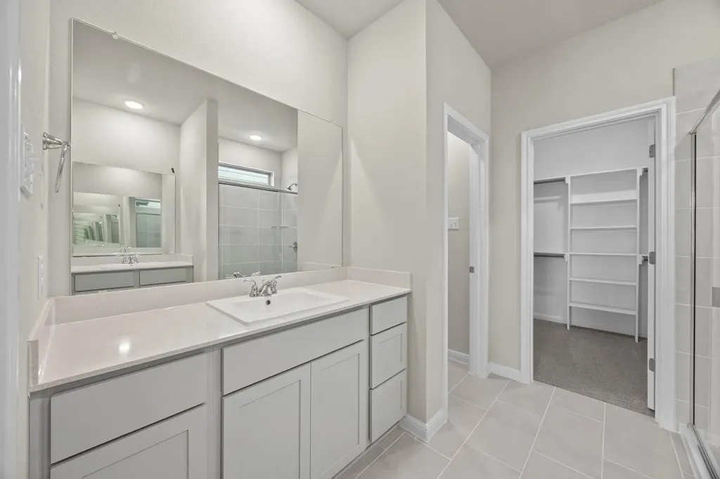 206 Hornet Street Elgin TX 78621