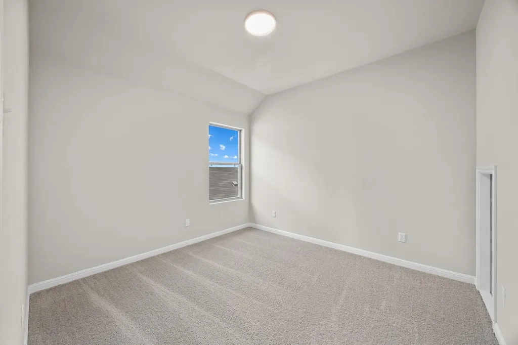 206 Hornet Street Elgin TX 78621