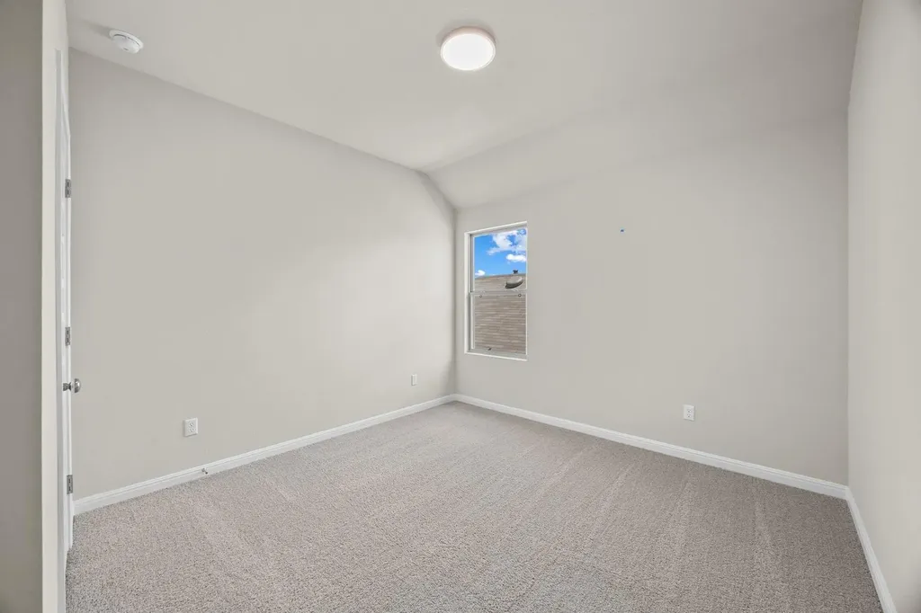 206 Hornet Street Elgin TX 78621