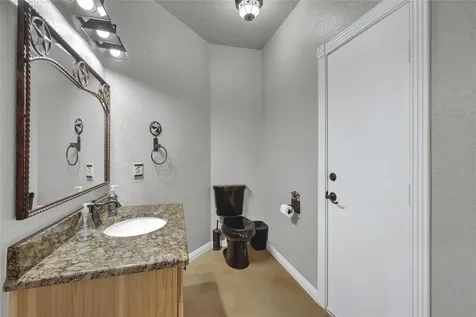 150 Hidden Hollow New Braunfels TX 78132