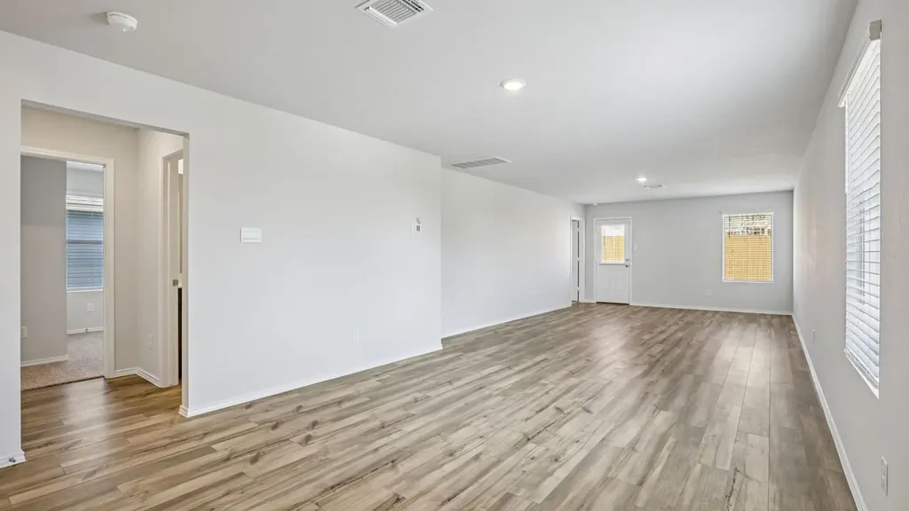 1011 Firewheel Drive Killeen TX 76543