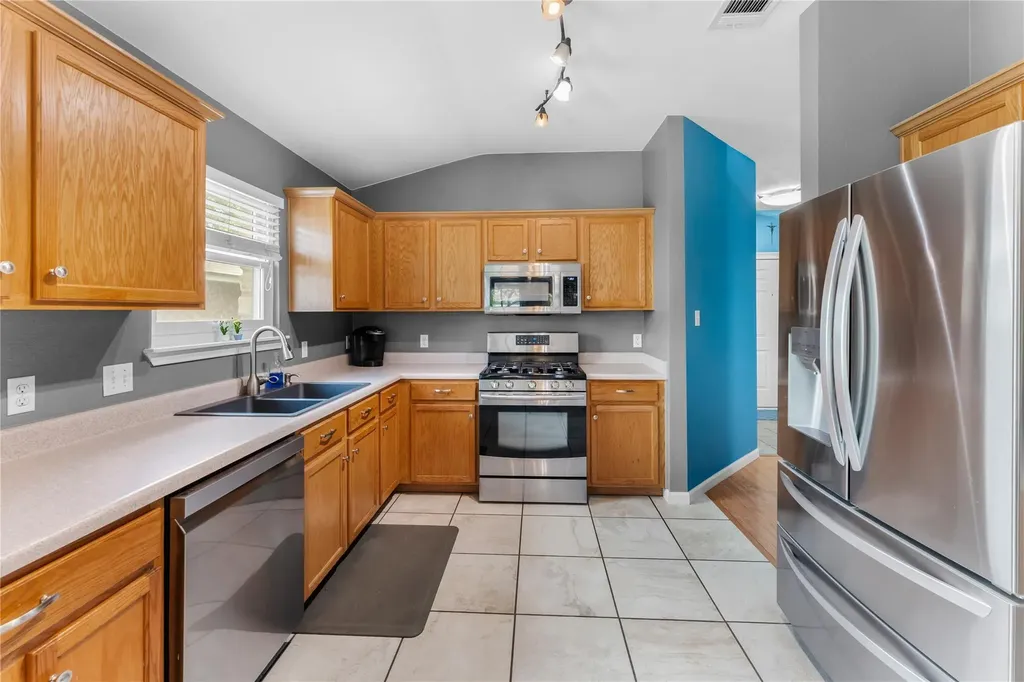 3555 Rock Shelf Lane Round Rock TX 78681