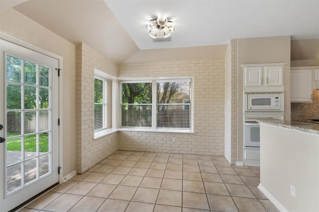 725 Botany Bay Circle Pflugerville TX 78660