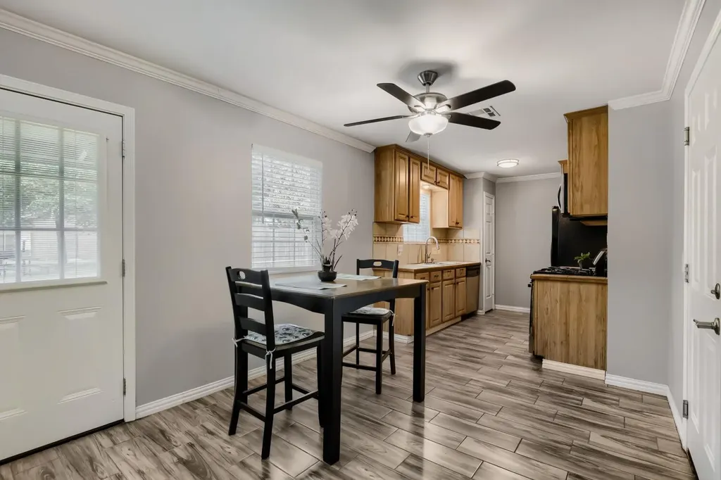 4801 Saguaro Road Austin TX 78744
