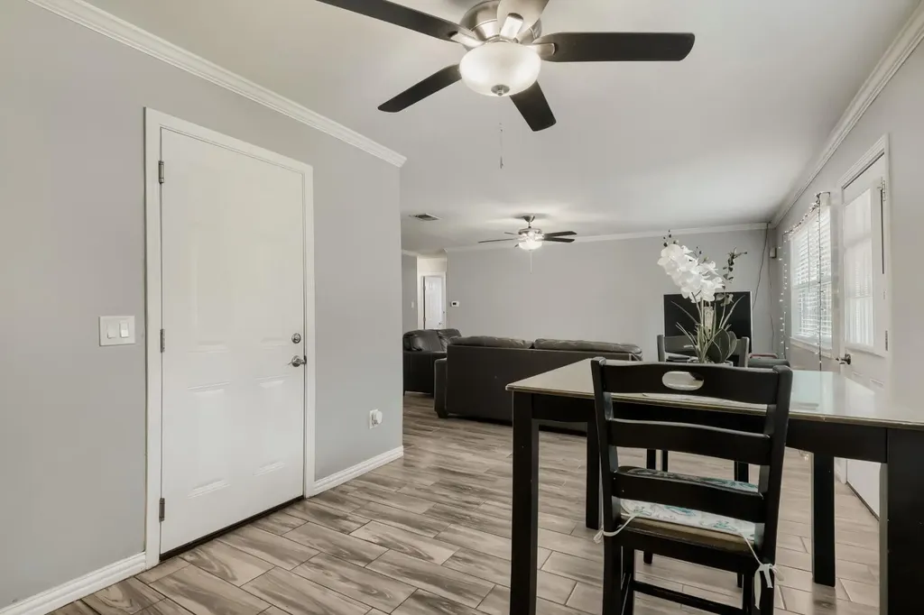 4801 Saguaro Road Austin TX 78744