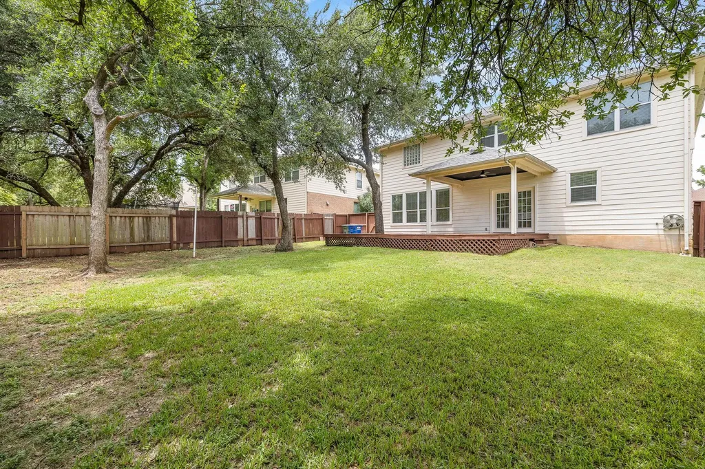 1104 Iron Horse Leander TX 78641