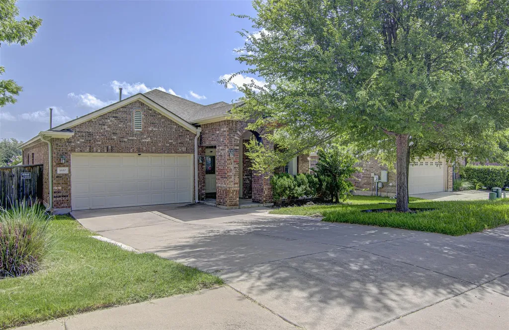 1610 Greenside Drive Round Rock TX 78665