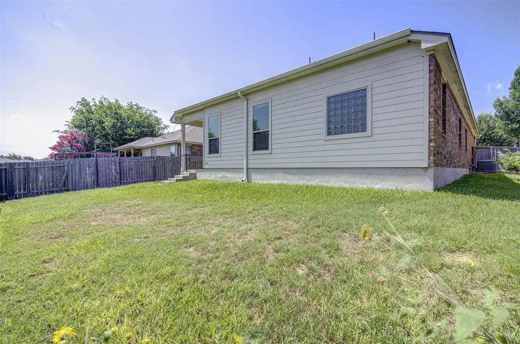 1610 Greenside Drive Round Rock TX 78665