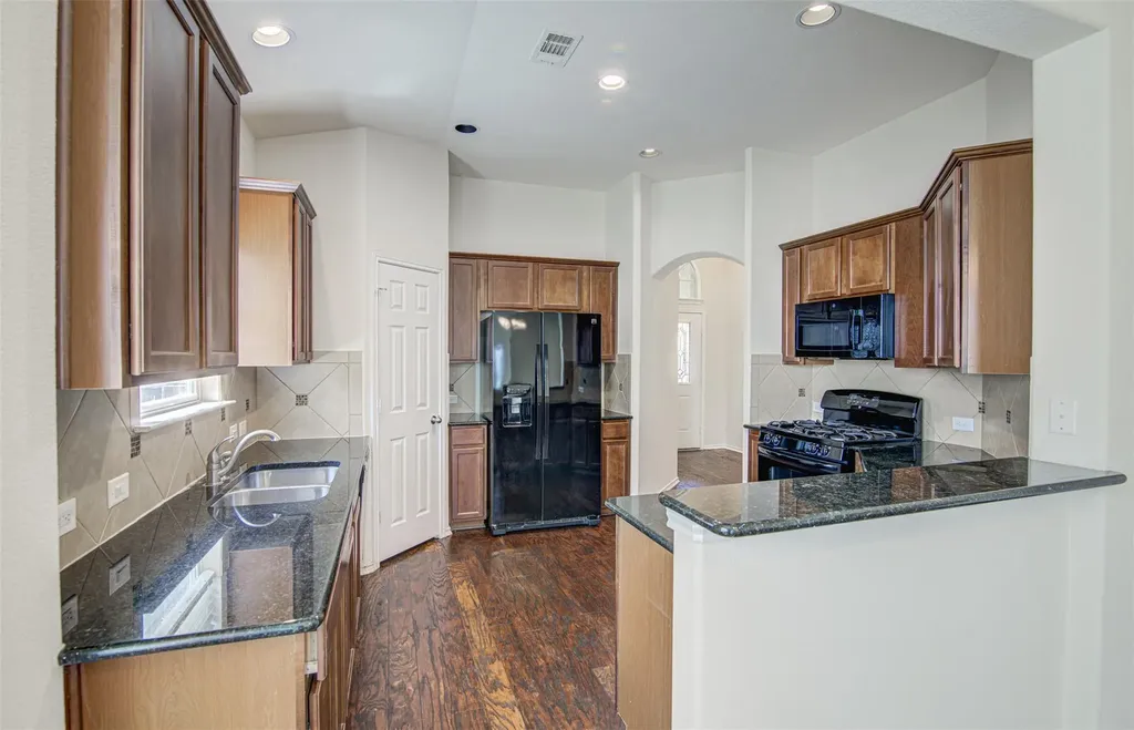 1610 Greenside Drive Round Rock TX 78665