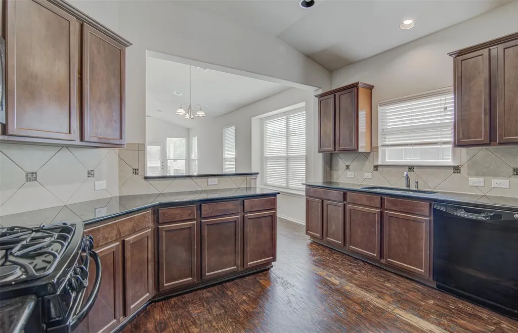 1610 Greenside Drive Round Rock TX 78665