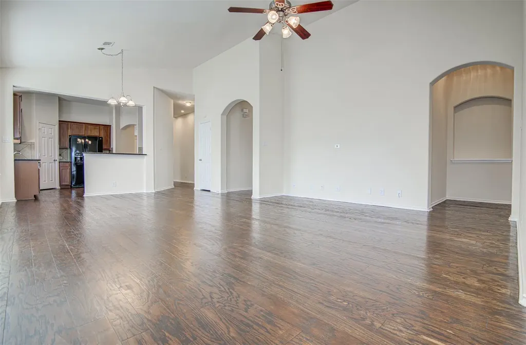 1610 Greenside Drive Round Rock TX 78665