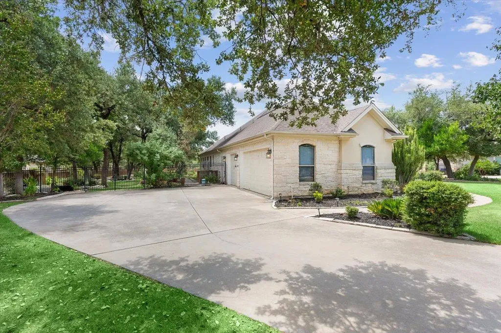 521 Buena Vista Drive Georgetown TX 78633
