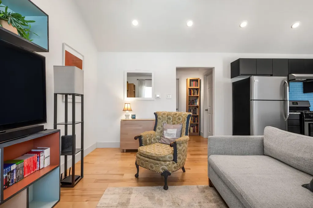 1307 E 52nd Street Austin TX 78723
