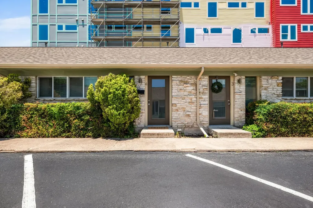 1307 E 52nd Street Austin TX 78723