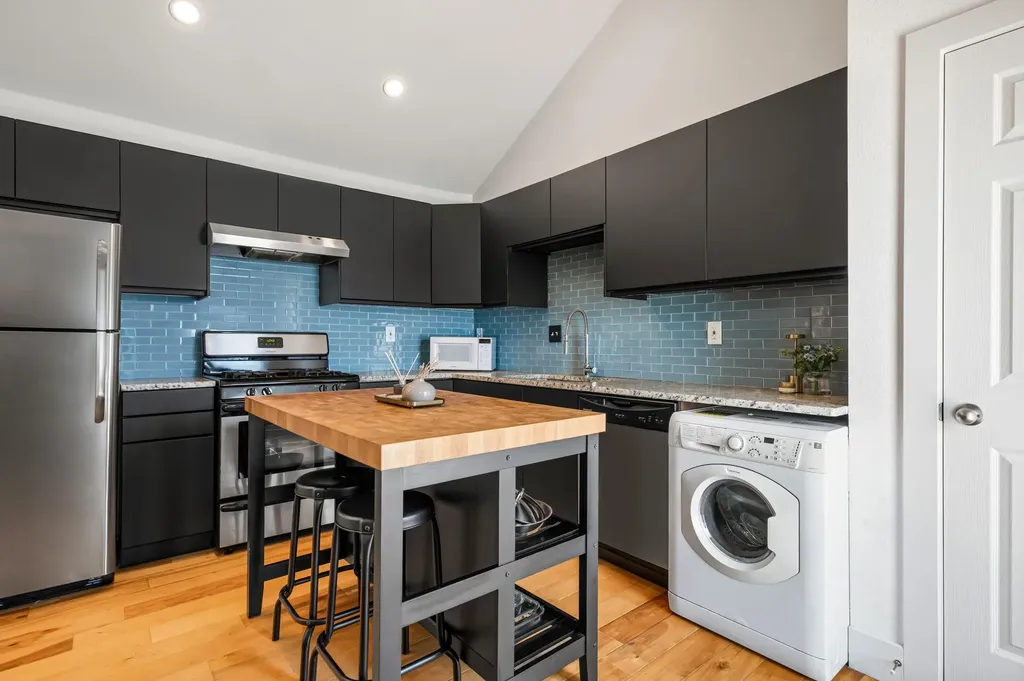 1307 E 52nd Street Austin TX 78723